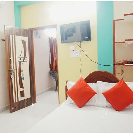Garuda Grand Apartamento Tirupati Exterior foto