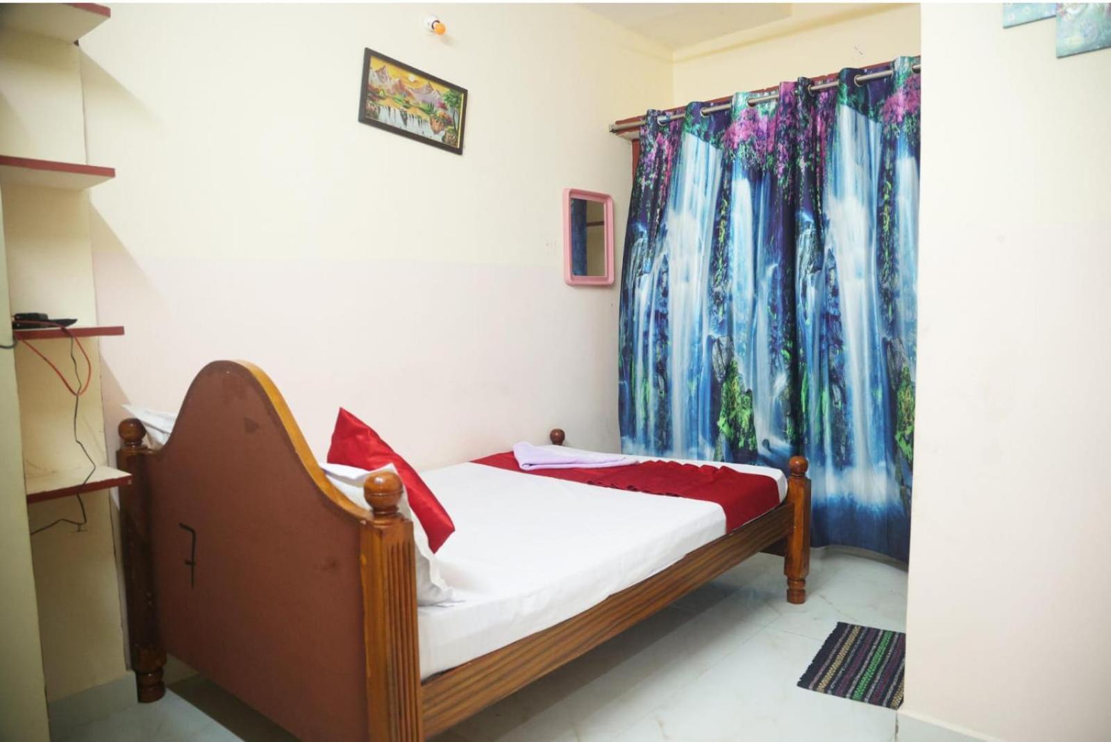 Garuda Grand Apartamento Tirupati Exterior foto