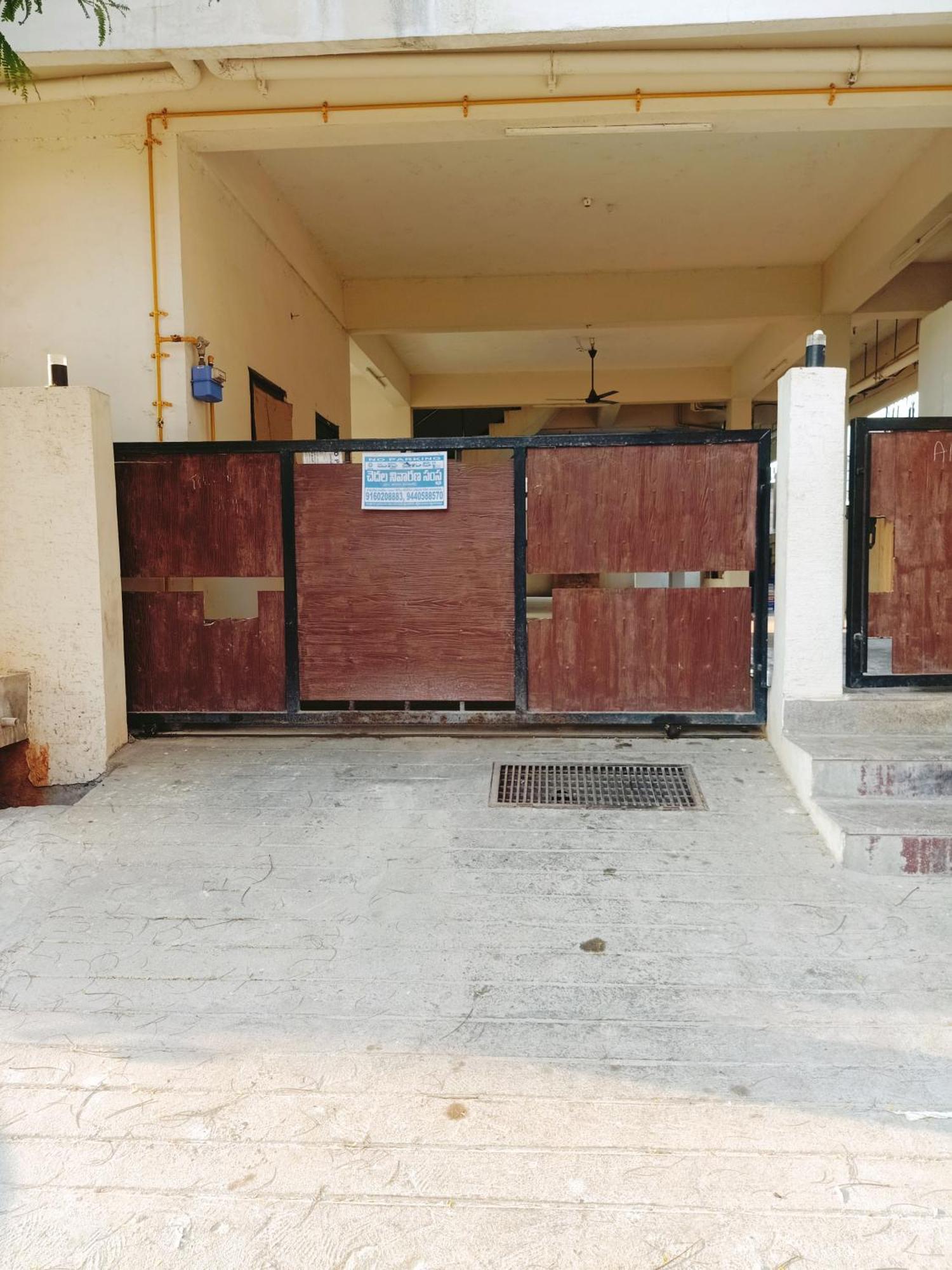 Garuda Grand Apartamento Tirupati Exterior foto